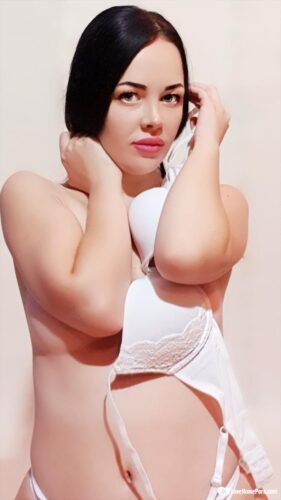 red hot amateur 24170206046